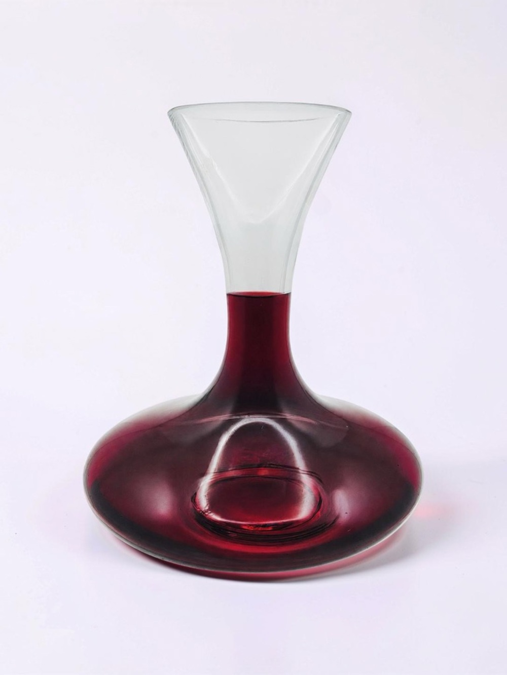 Elegant Red Glass Wine Decanter
